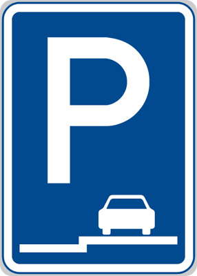 Parkoviště (stání na chodníku podélné)